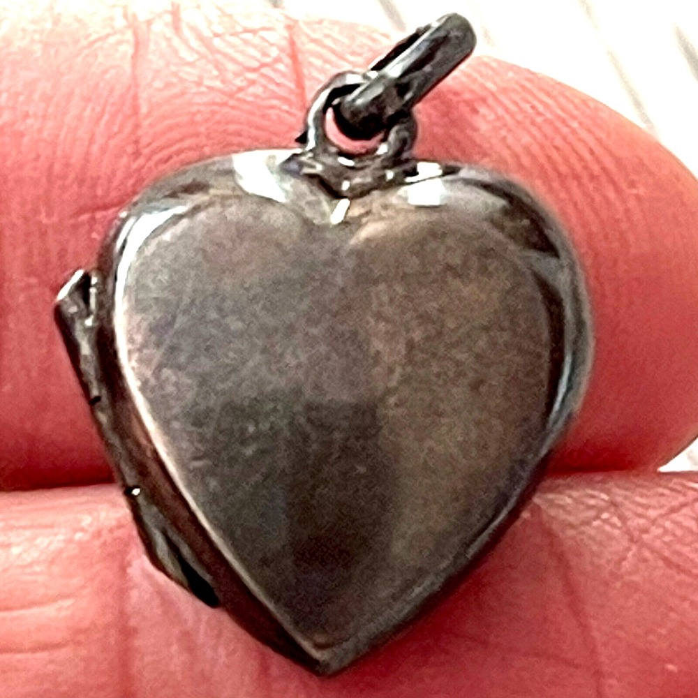 Puffy Heart Locket Charm Dark Patina Blank Vintage Sterling Silver Hinged